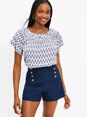 NWT Ann Taylor LOFT Womens Size Medium Floral Cutout Yoke Flutter Sleeve Top NEW